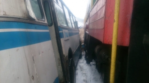 Жестокое ДТП на Донбассе: поезд врезался в автобус с шахтерами 