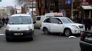 Масштабное ДТП в центре Днепра: у экскаватора отказали тормоза 