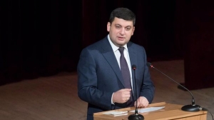 Гройсман объяснил, каким студентам в Украине повысят стипендии