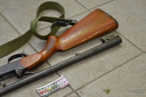В Тернополе мужчина с ружьем угрожал убить полицейских