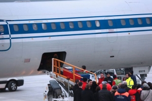Тело расстрелянного в Турции посла России доставили в Москву 