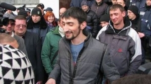 Суд по делу "антимайдановца" Топаза перенесли