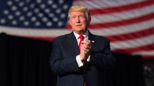  Советник Трампа допустил отмену санкций против РФ - CМИ