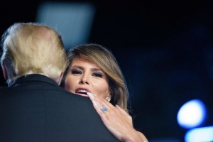 Трамп с женой станцевали романтический танец на балу в честь инаугурации 