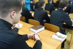 Священники УПЦ готовятся нести служение в военных частях  и на полигонах 