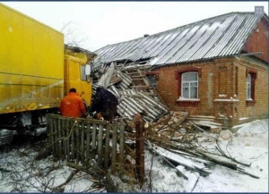 В Житомирской области грузовик разнес жилой дом 