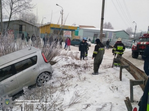 В Ровно отец не довез ребенка на занятия  