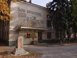 Истории павших памятников: девушку, которая воевала с фашистами, казнили заново, а Горького не узнали 