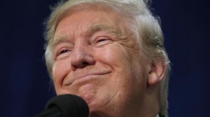 Трамп вернул в Овальный кабинет бюст Черчилля