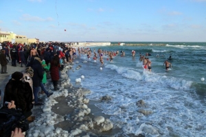 ФОТОФАКТ. Одесские "моржи" установили рекорд