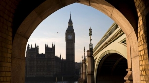 Правительство Британии внесет в парламент законопроект о запуске Brexit