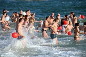 ФОТОФАКТ. Одесские "моржи" установили рекорд