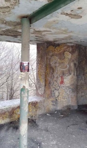 "Три дебила - это сила": в Крыму расклеили листовки с Аксеновым, Плотницким и Захарченко 