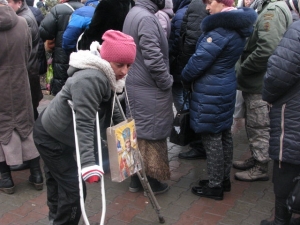 Тысячи православных паломников в центре Одессы хотят преклониться к мощам святого