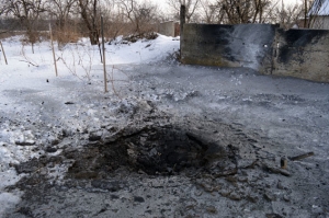 Руины и осколки стекол: в Авдеевке разрушены десятки домов 