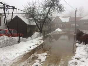 На Закарпатье лед и вода наделали много беды   